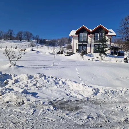 Nyaraló & Living House Near Sarajevo